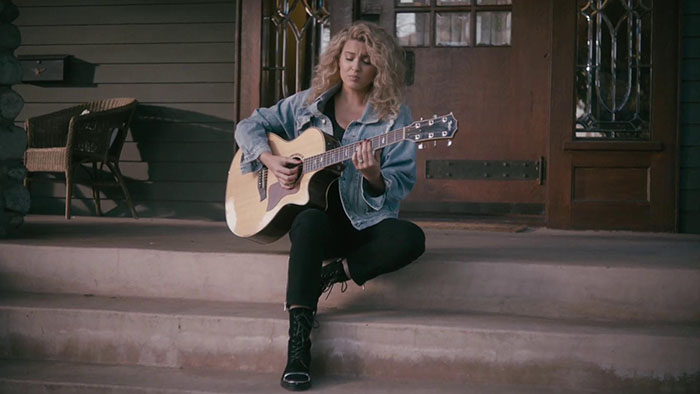 Tori Kelly - Sorry Would Go A Long Way