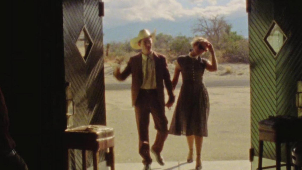 Dustin Kensrue ft. Cat Clyde - Death Valley Honeymoon