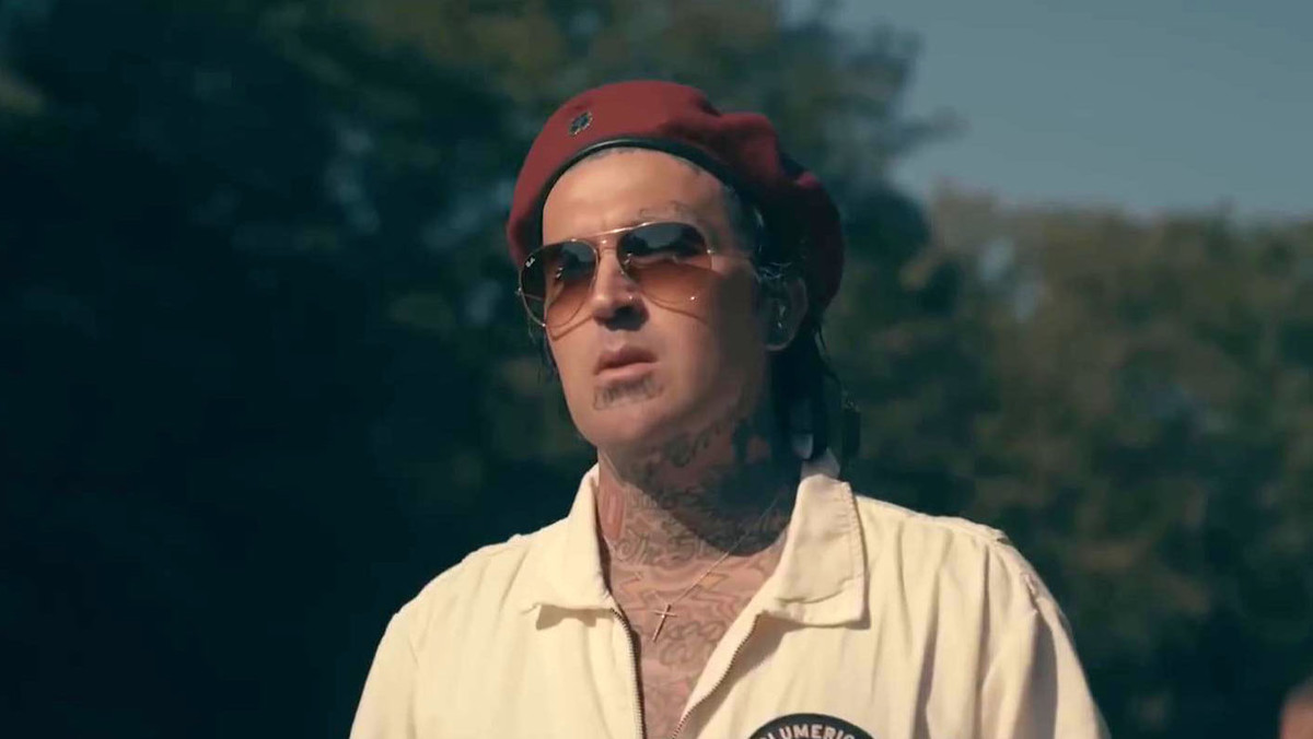 Yelawolf - Flashlight