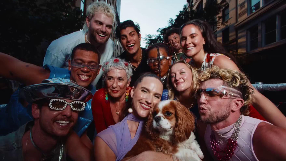 SOFI TUKKER ft. Kah-Lo - Woof